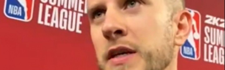 勇士主帅：杨瀚森传出了一些我们以为传不出来的球 他相当稳健