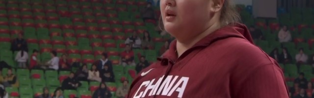 真人视讯百家乐官网-刘禹彤砍下12分+6个篮板，罚篮6投6中！大宝贝打出高光亮眼的表现