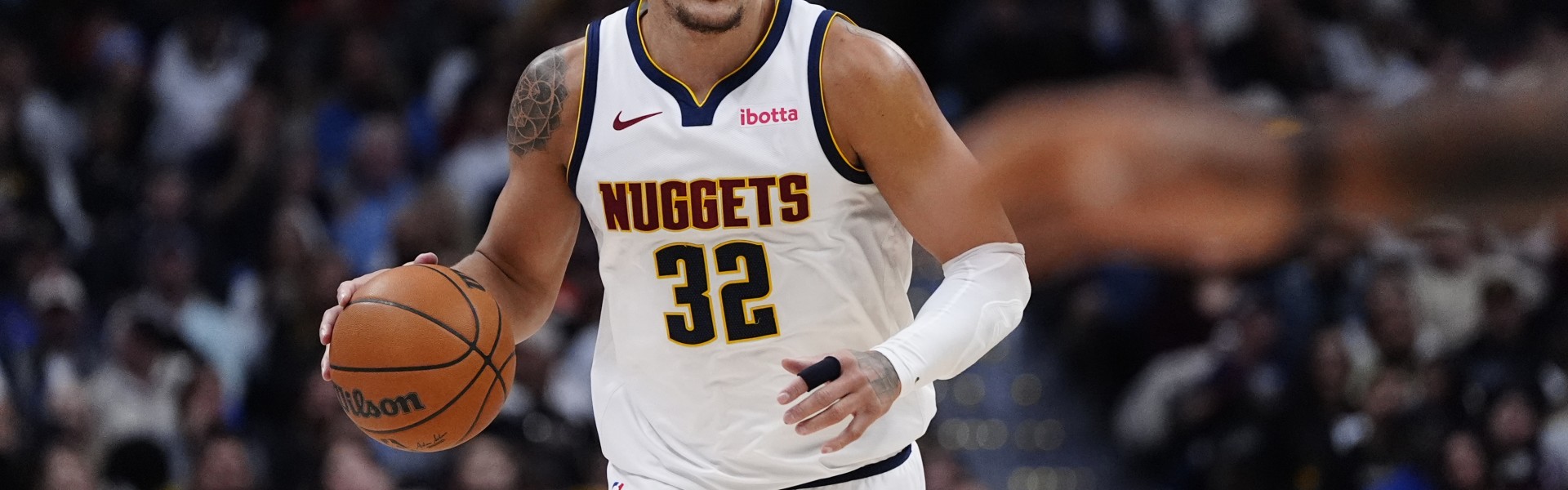 真人百家乐平台-逐渐找状态！阿隆·戈登出战29分钟 15中6砍下16+8&amp;填满数据栏